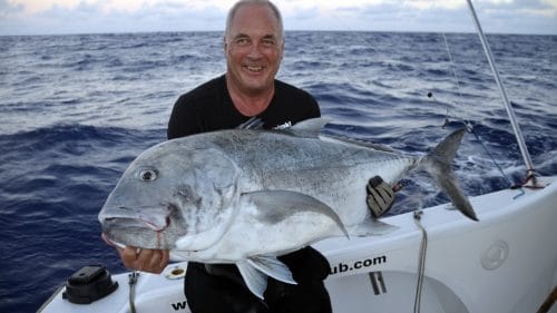 GT on baiting by JP - www.rodfishingclub.com - Rodrigues - Mauritius - Indian Ocean