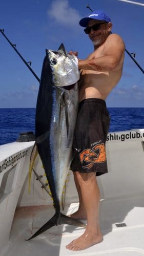 Yellowfin tuna on trolling by Denis - www.rodfishingclub.com - Rodrigues - Mauritius - Indian Ocean