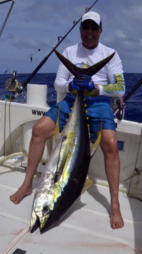 Thon jaune en peche a la traine par Khaled - www.rodfishingclub.com - Rodrigues - Maurice - Océan Indien